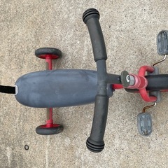 D bike 赤色
の画像