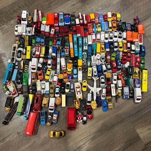 トミカ等200台以上