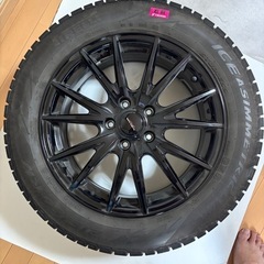スタッドレスタイヤホイール4本
セット215/60/17の画像