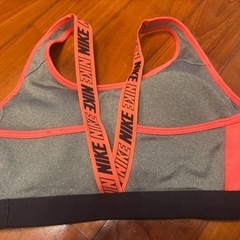 NIKEスポーツブラの画像