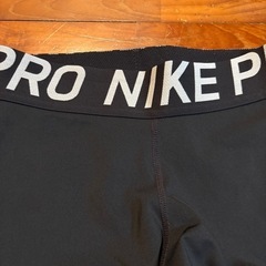 NIKEスパッツの画像