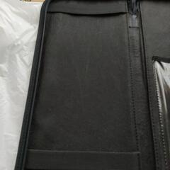 【美品・シンプル】ファスナー付き収納ケースの画像