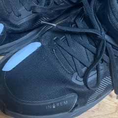 INAEM　スニーカーの画像