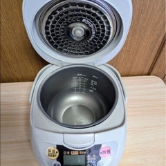 炊飯器タイガーマイコンジャー５合炊の画像