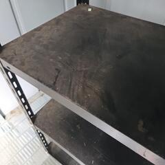 スチール棚の画像