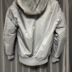 ZARA  Mサイズ リバーシブルの画像