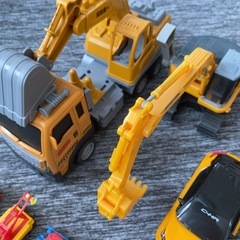 9月12日処分 玩具 乗り物 セットの画像