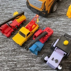 9月12日処分 玩具 乗り物 セットの画像