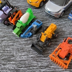 9月12日処分 玩具 乗り物 セットの画像