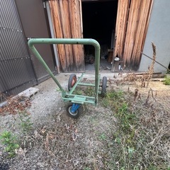 農業用作業三輪車の画像