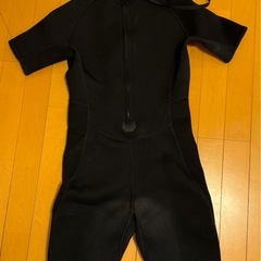 MORGEN SKY ウェットスーツ　半袖　ショートパンツ　スプリングの画像