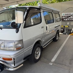 ハイエース100系　キャンピングカーの画像