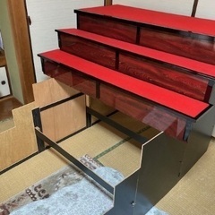 飾り棚　雛人形飾り台の画像