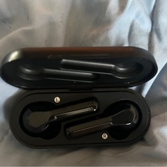 イヤホンまとめ売り　明日までの画像
