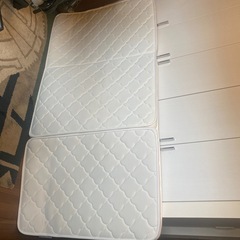 【直接渡し限定】折りたたみマットレスの画像