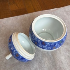【お話し中】深川製磁　蓋付き器の画像