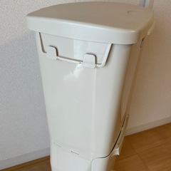 分別ゴミ箱の画像