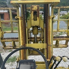 三菱フォークリフトの画像
