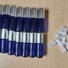 ロールオンタイプ ガラスボトルの画像