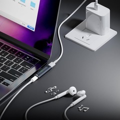 新品！USB Cから3.5mmヘッドフォンアダプターコネクタコンバーターラジオミュージックとゲームを強化するための電話でのクリア音声通話の画像