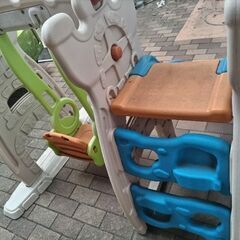 ブランコと滑り台セットの画像