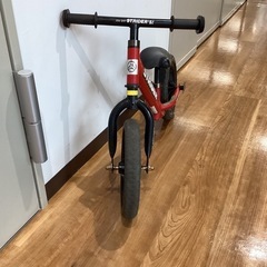 ストライダー（赤）【町田市再生家具】0904の画像