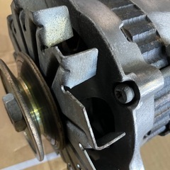 SJ30まだまだ使えるオルタネーターの画像