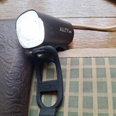 ALLTY200N中古品自転車ライトの画像