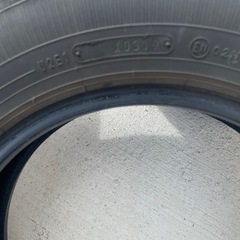145/80R13ノーマルタイヤ4本の画像