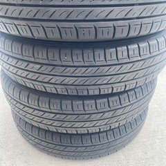 145/80R13ノーマルタイヤ4本の画像