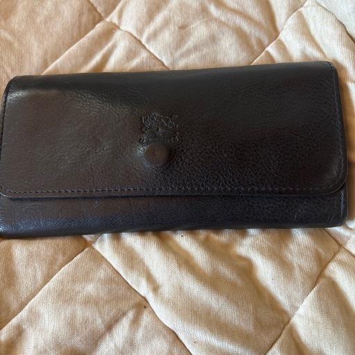 イルビゾンテの長財布