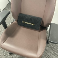 ゲーミングチェア noblechairs ICON JAWA EDITIONの画像