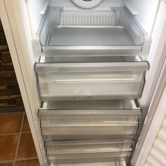 北海道旭川市直接取引歓迎 Haier ハイアールジャパン 電気冷凍庫 JF-NUF138B 2019年製 138L 右開き 通電動作確認済 簡易清掃済の画像