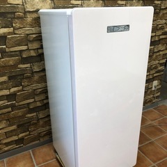北海道旭川市直接取引歓迎 Haier ハイアールジャパン 電気冷凍庫 JF-NUF138B 2019年製 138L 右開き 通電動作確認済 簡易清掃済の画像