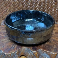 【黒楽茶碗 窯印有 在銘】馬盥茶碗 茶碗 作家物 茶道具 楽茶碗 骨董 古道具 アンティーク 同梱相談可 古玩 茶器 煎茶道具 懐石道具 華道具の画像