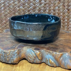 【黒楽茶碗 窯印有 在銘】馬盥茶碗 茶碗 作家物 茶道具 楽茶碗 骨董 古道具 アンティーク 同梱相談可 古玩 茶器 煎茶道具 懐石道具 華道具の画像