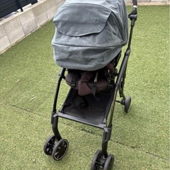 Combi ベビーカー　の画像
