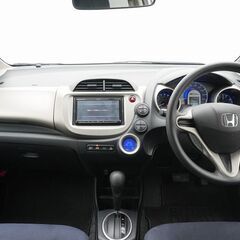 ✨🎉【車を買うなら今が超チャンス！】🎉✨ オトロン岐阜店イチオシ！大人気の『ホンダ フィット　ハイブリッド ハイブリッド』登場🎊最大10万円がお得🎊 期間限定キャンペーン実施中！の画像