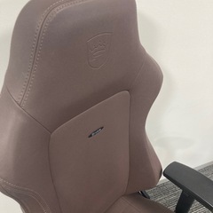 ゲーミングチェア noblechairs HERO JAWA EDITIONの画像