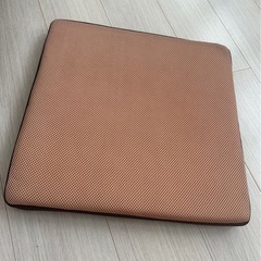 差し上げます！　6枚ウレタンクッション