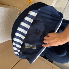 AILEBEBEクルットフォーアイ ネイビー チャイルドシート新生児対応の画像