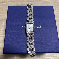 SWAROVSKI シルバー チェーン腕時計の画像