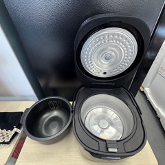 USED 炊飯器 SHARP 2024年 3合
の画像