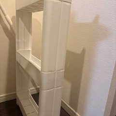 隙間棚の画像