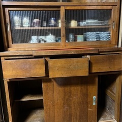 昭和レトロ（昭和32年頃） 食器棚 
の画像