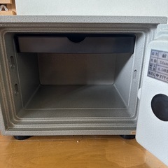 小型金庫の画像