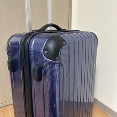 Ｍ　スーツケースの画像