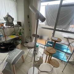 スタンド式ドライヤーの画像