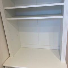 IKEA BRUSARI ハイキャビネット 収納棚 の画像