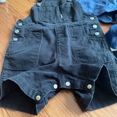 【90サイズ】子供服　短パン　サロペットの画像